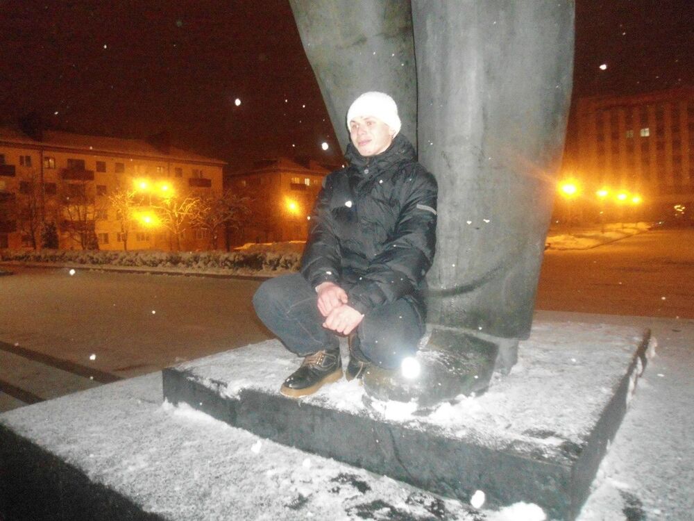 ���� 18350789 ������� Yan, 32 ����, ���� ���������� � �������