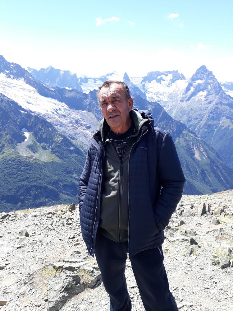  ,   , 70 ,   c 