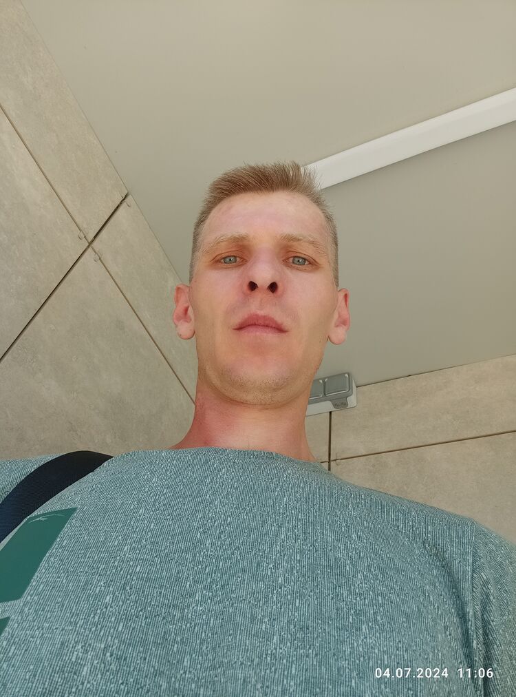  44676519  , 33 ,    