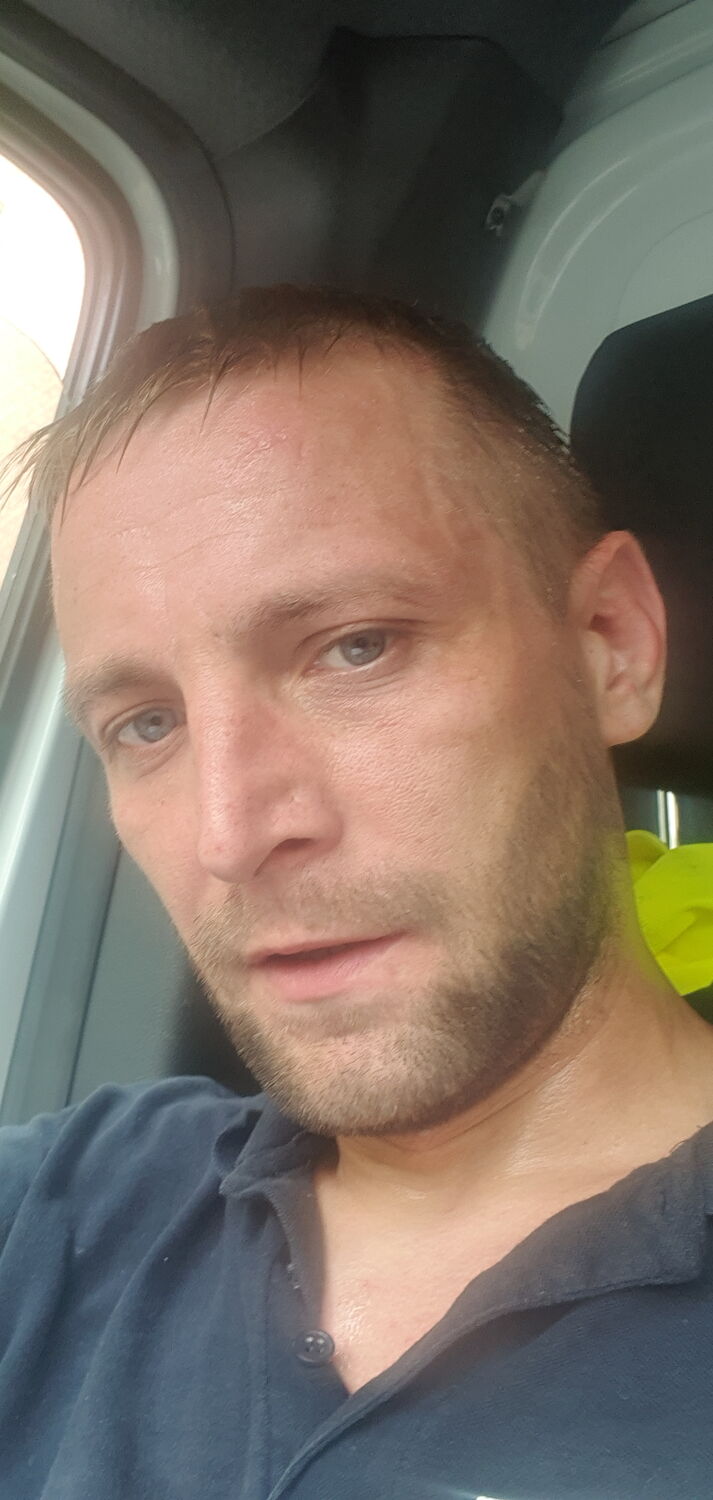  ,   Ruslan, 39 ,   ,   