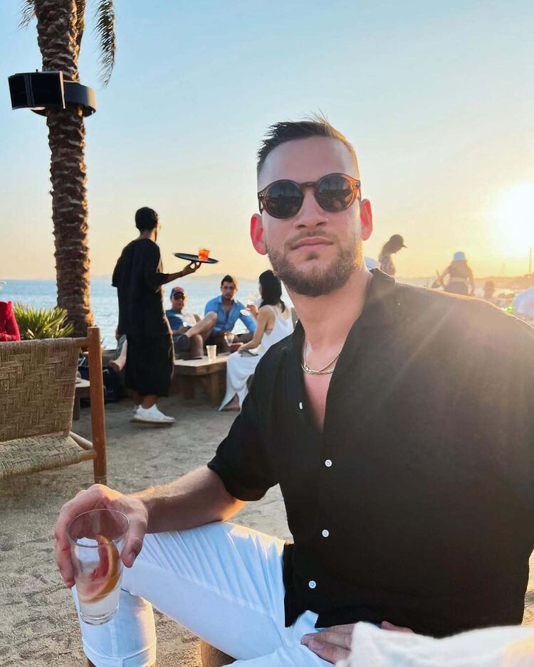 ���� 53193209 ������� ������, 37 ���, ���� ���������� � �������