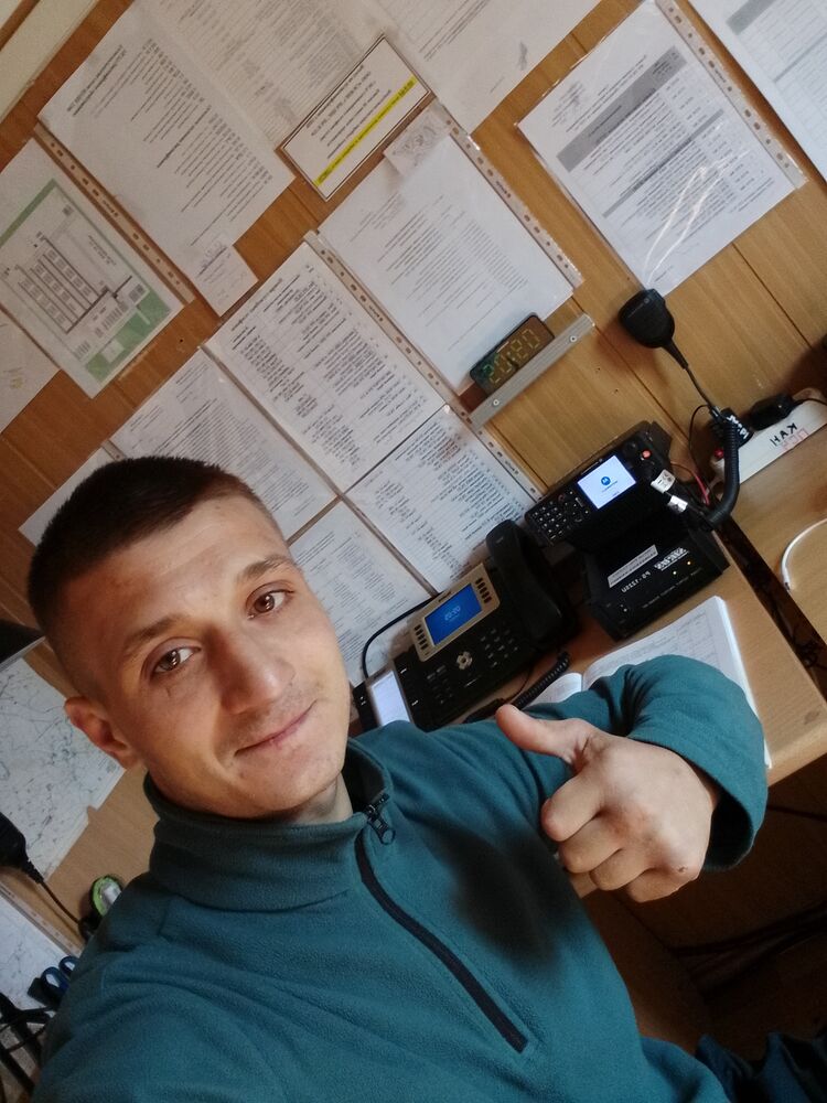  ,   Ilya, 24 ,   ,   