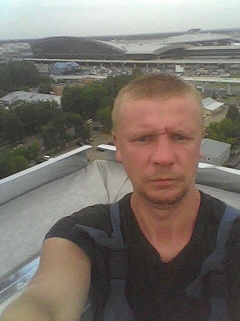  18054439  , 39 ,    