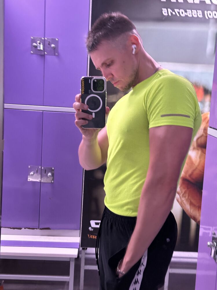  43860469  , 39 ,    -