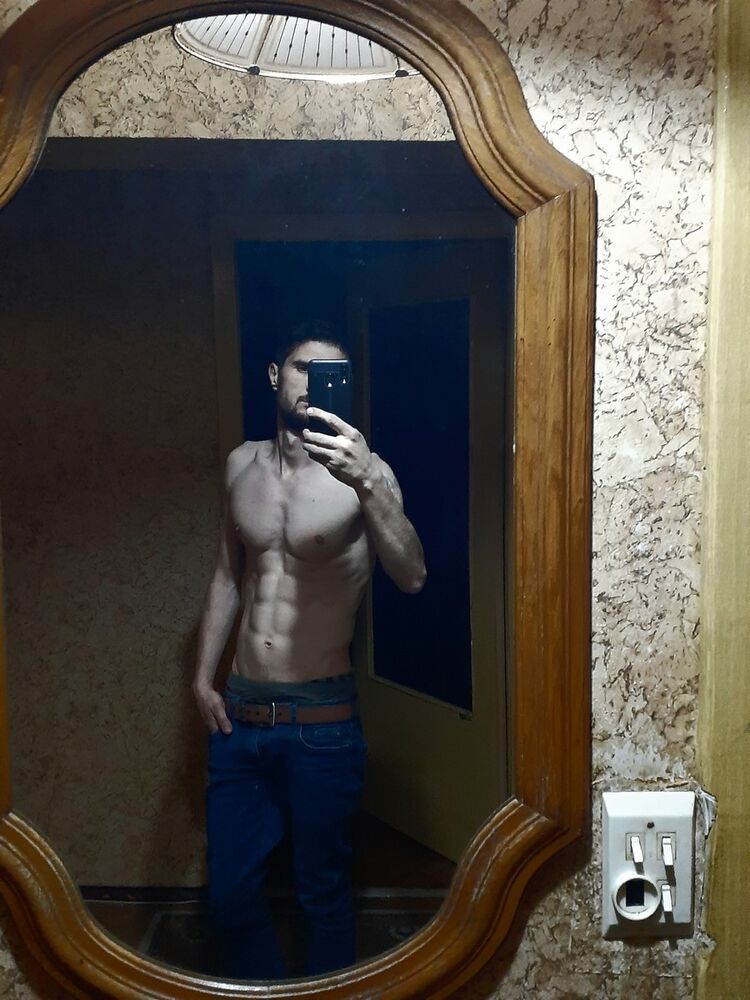  18407959  Piotr, 37 ,    