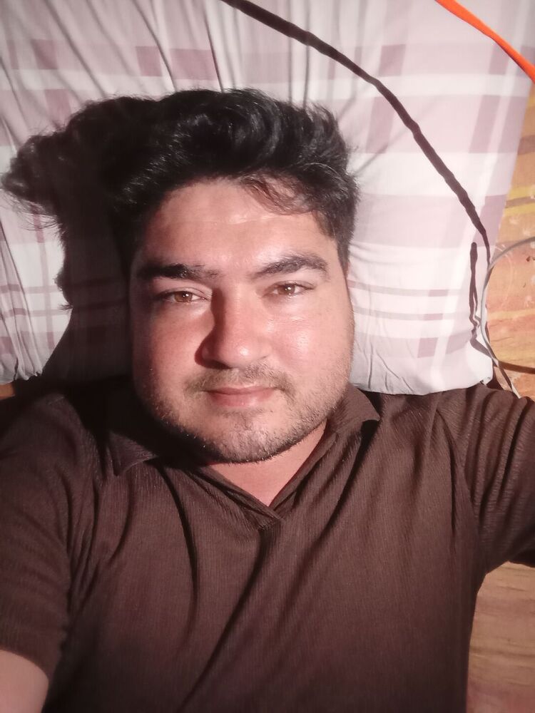  45668079  Mehmet, 29 ,    