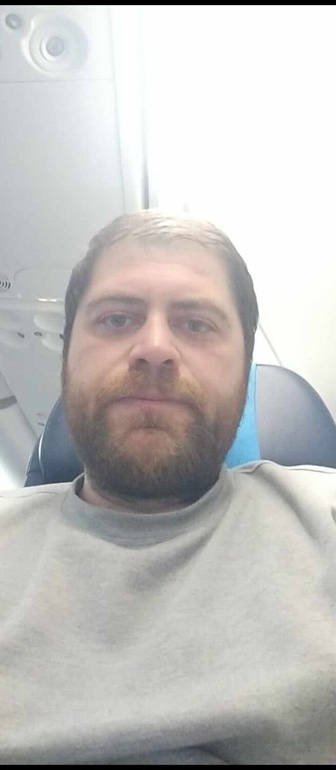  54384829  Koba, 37 ,    