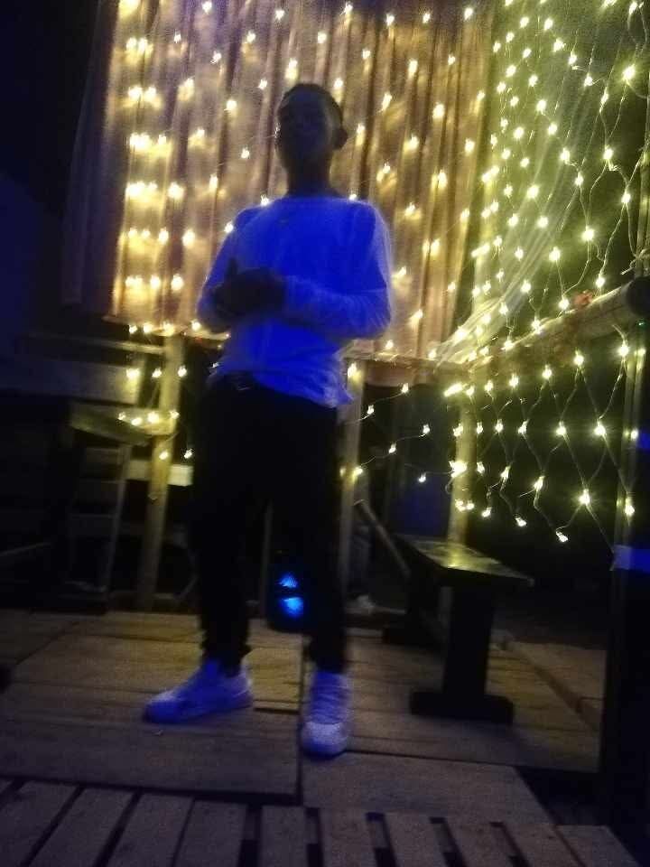  Quito,   Jhon ikaro, 23 ,   ,   