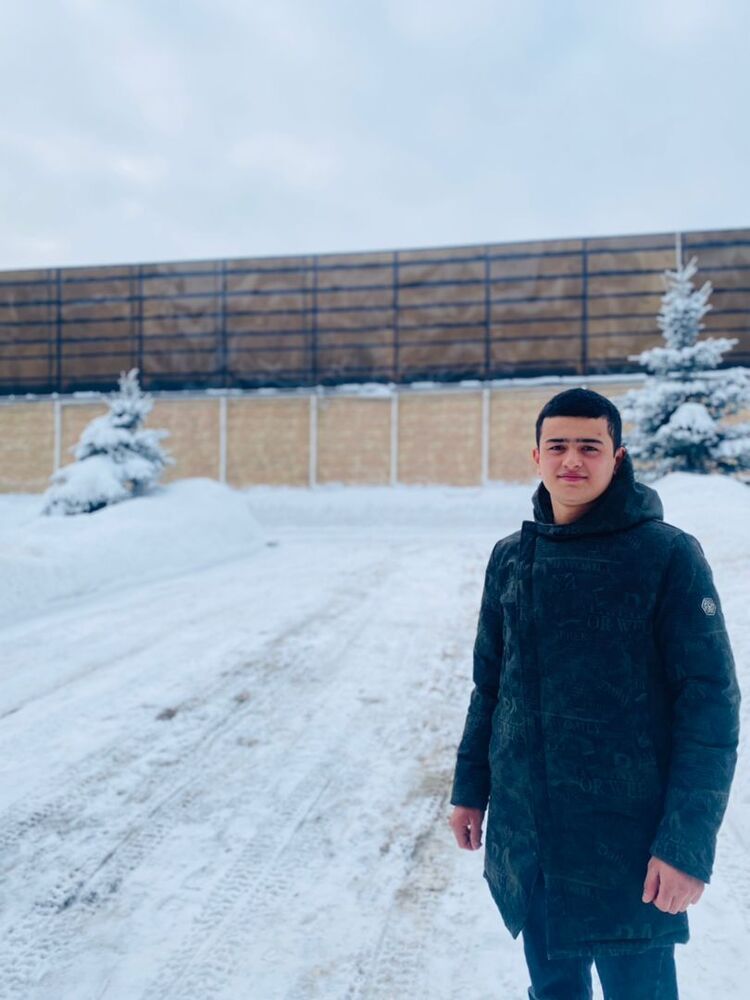  ,   Shohruh, 24 ,   ,   