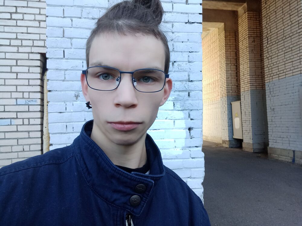  30309889  , 27 ,    