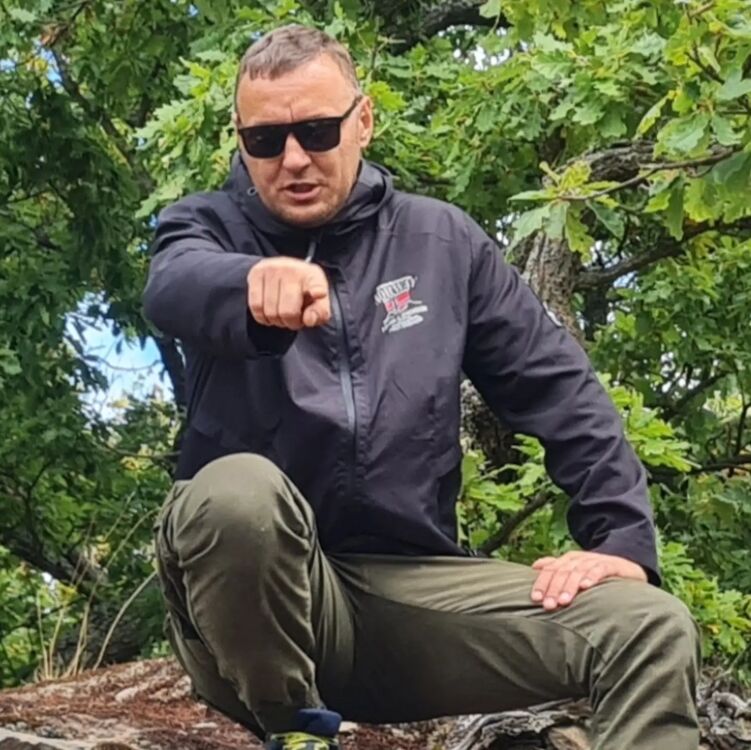  54558269  Alex, 40 ,    