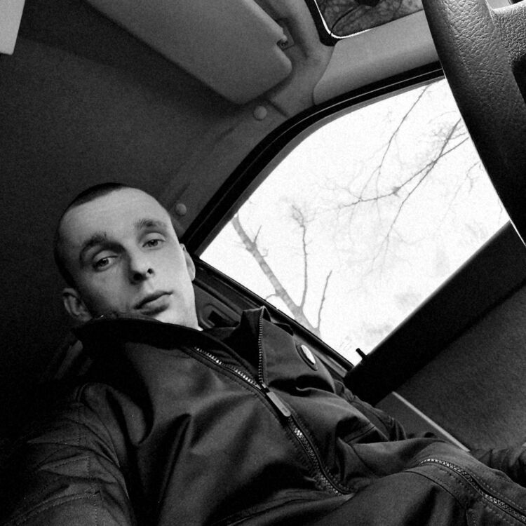 ���� 23375949 ������� ���������, 32 ����, ���� ���������� � �������