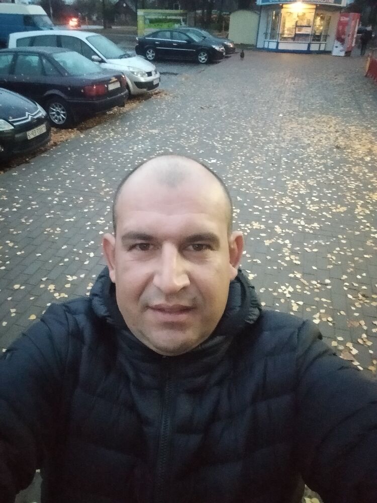  31738229  , 40 ,    
