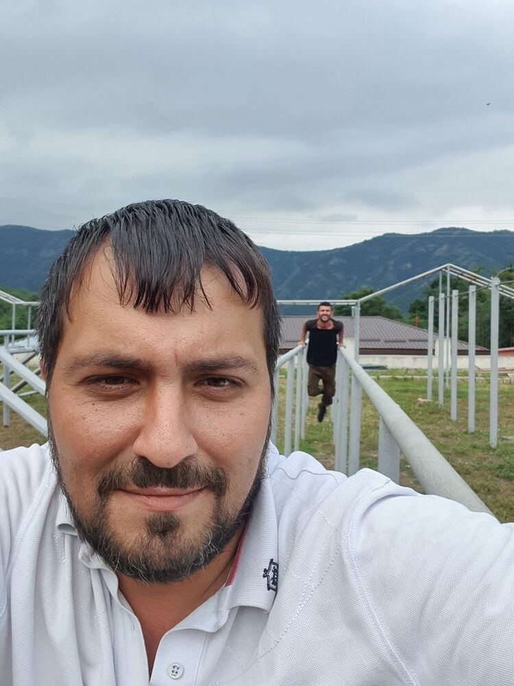  ,   Alexs, 39 ,   ,   