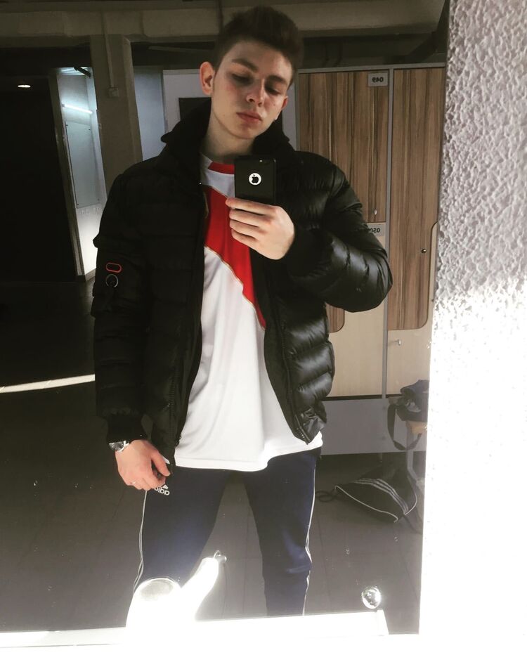  ,   , 22 ,   ,   