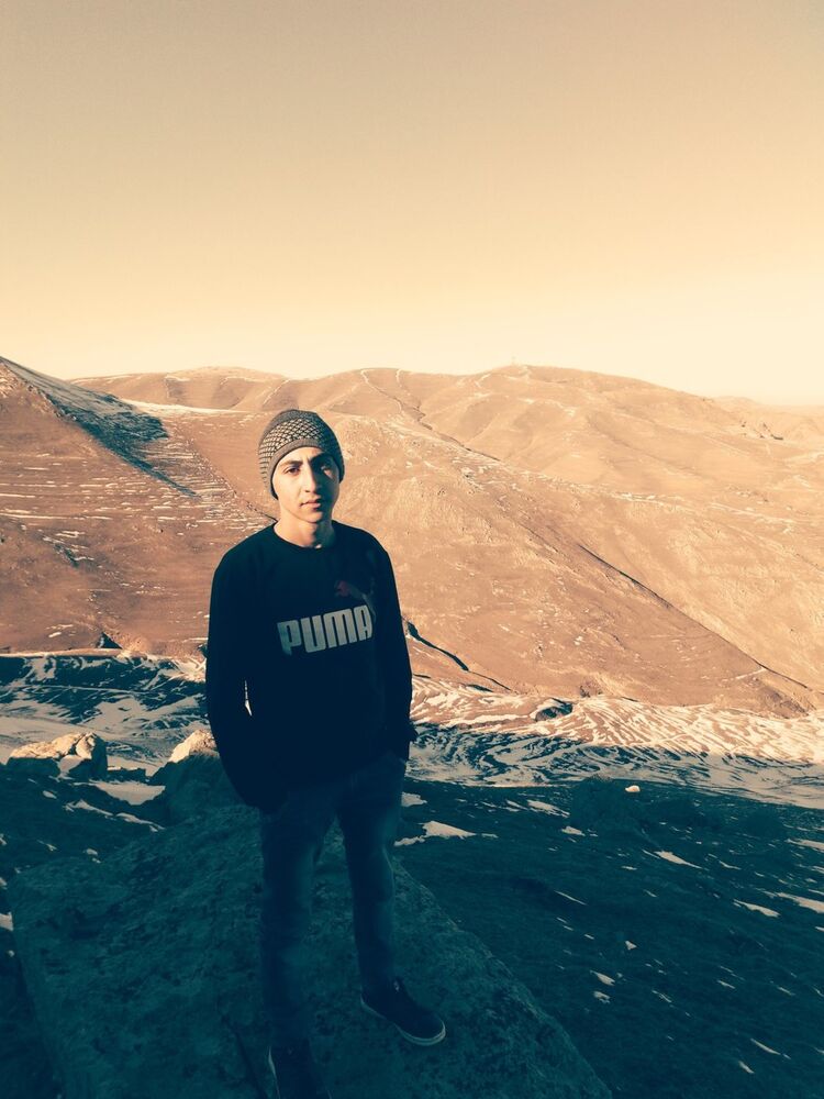  19051179  , 27 ,    --