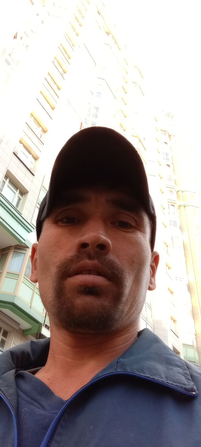  38048729  Oybek, 38 ,    