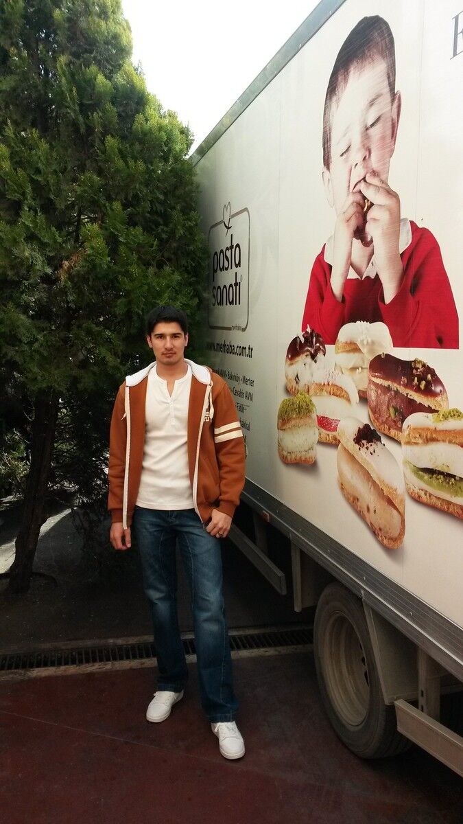  4141929  Bayka, 37 ,    