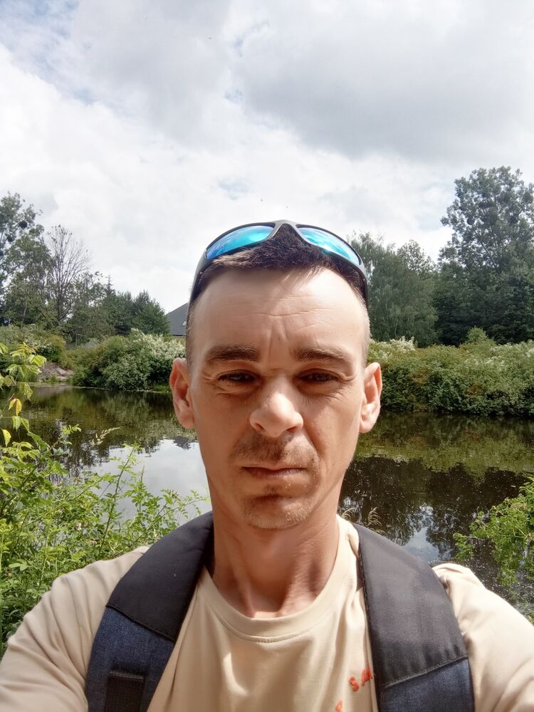  43608889  , 37 ,    