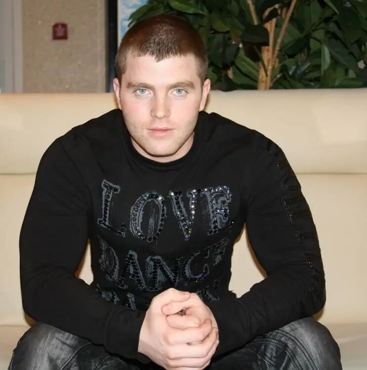  50487119  Alexander, 35 ,    