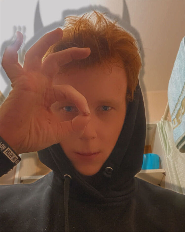 ���� 31679319 ����� �����, 24 ����, ���� ���������� � �����-����������