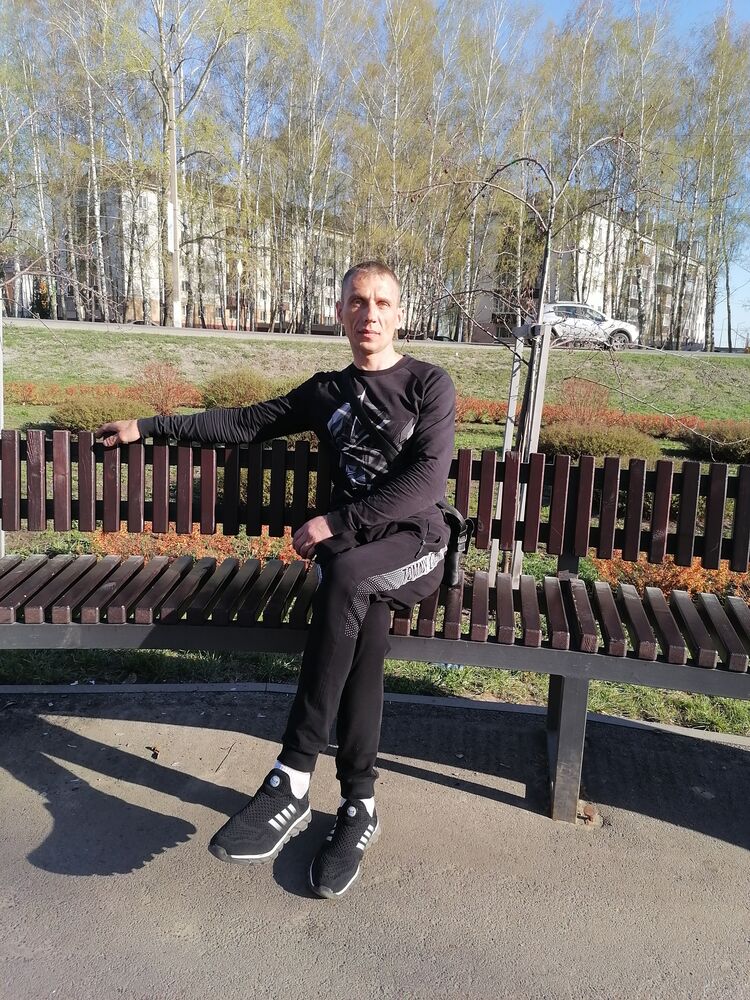  34474059  Igor, 41 ,    