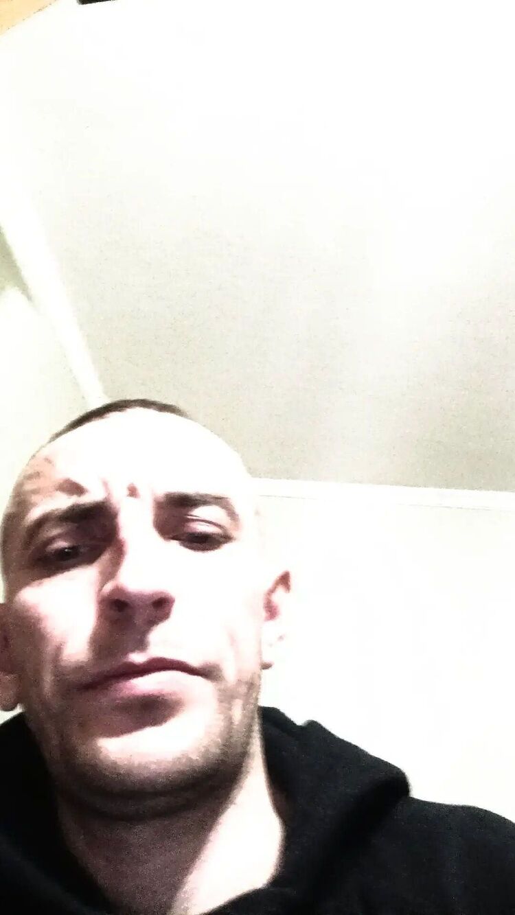  52224779  , 34 ,    