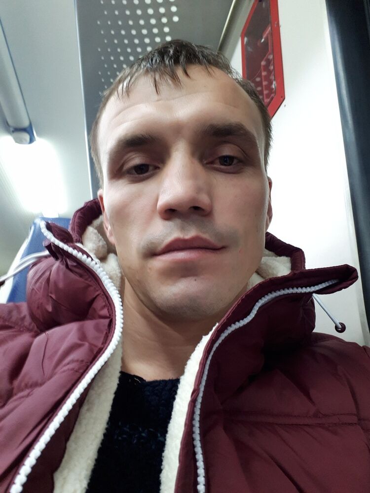  ,   Denis, 36 ,   ,   , c 