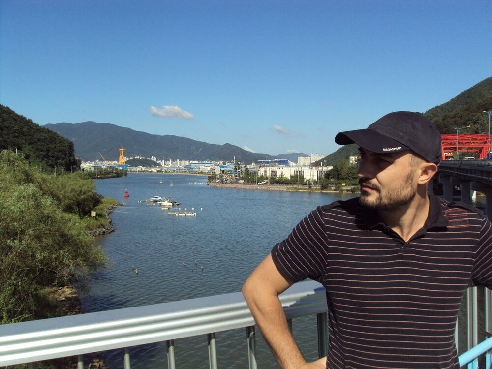  4569909  Dmitry, 45 ,    