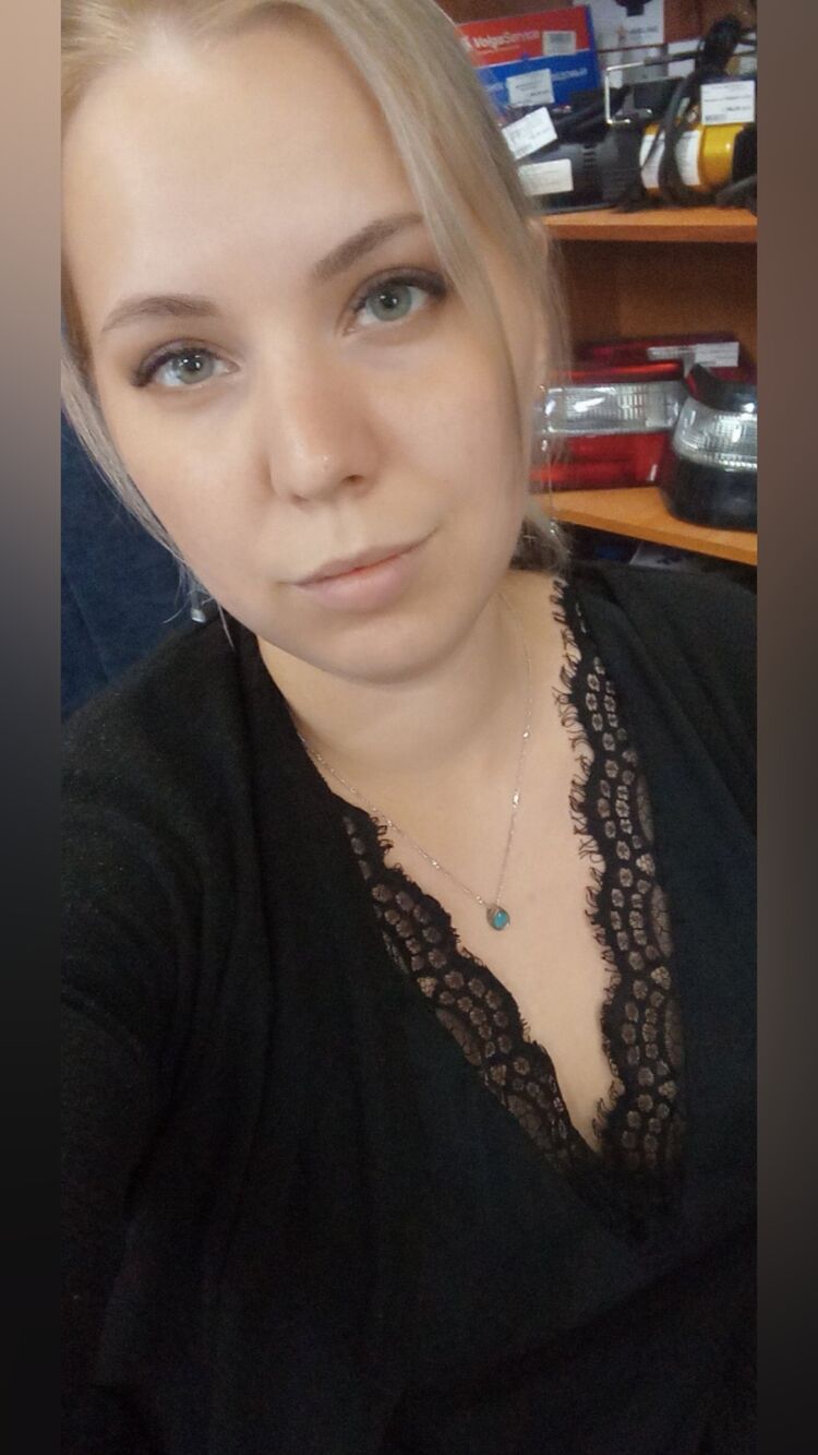  45683769  , 28 ,    