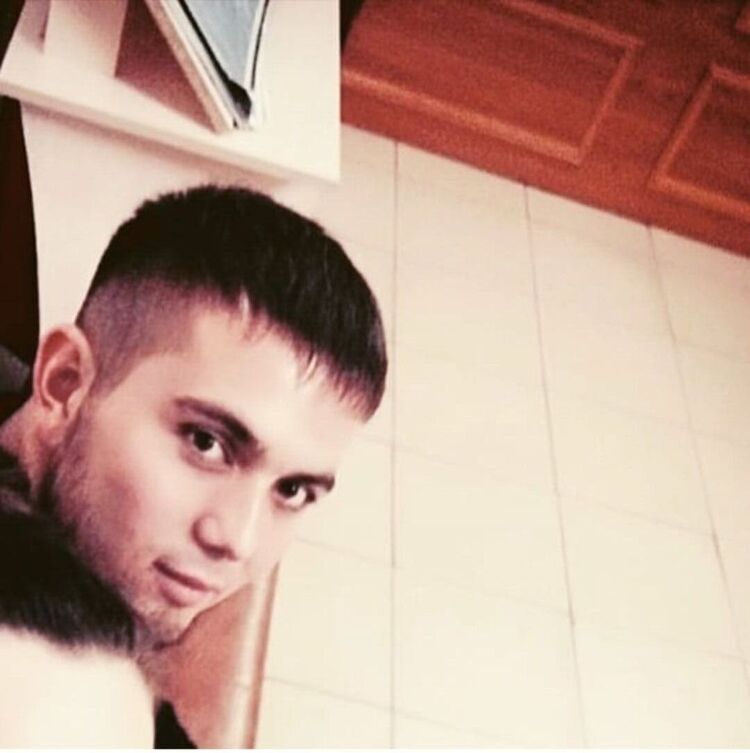  28522179  , 40 ,    