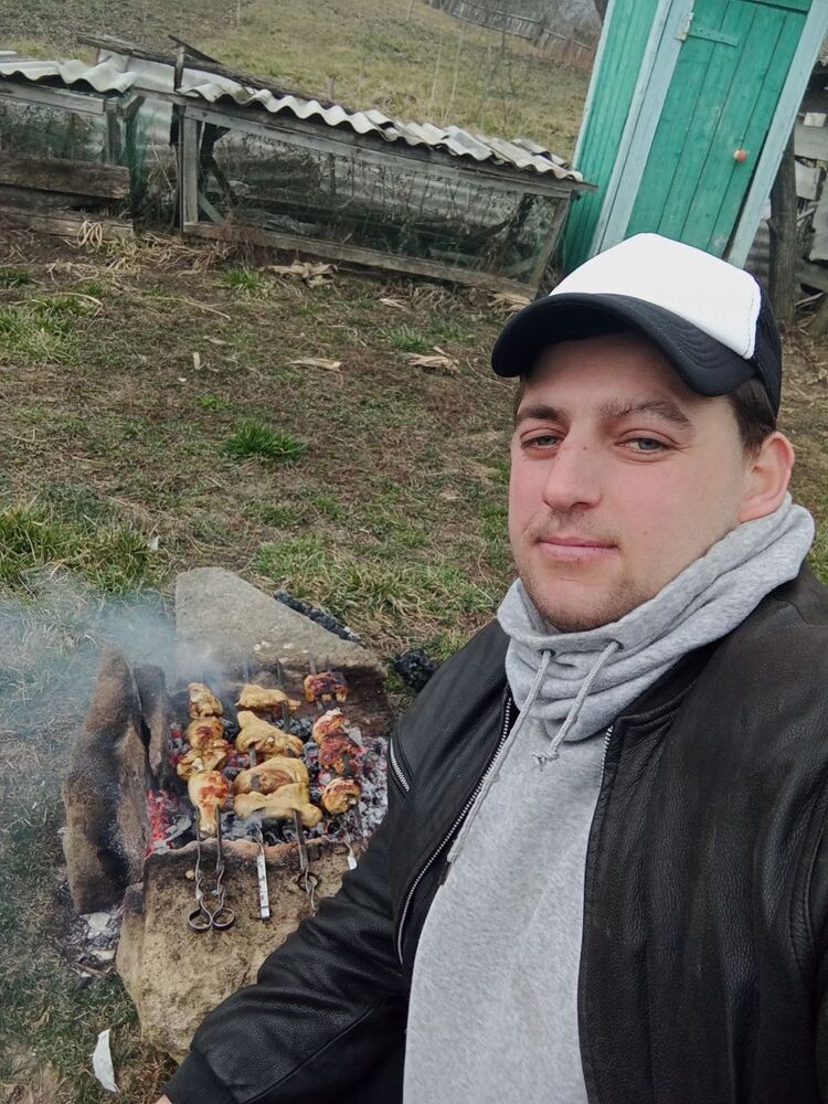  41862469  Igor, 31 ,    