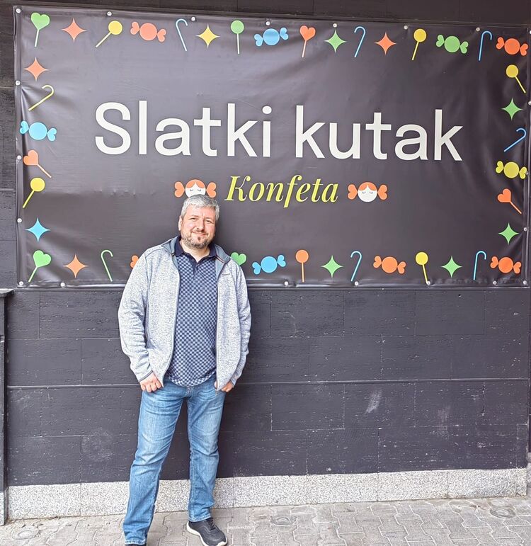  ,   Oleg, 50 ,   ,   , c , 