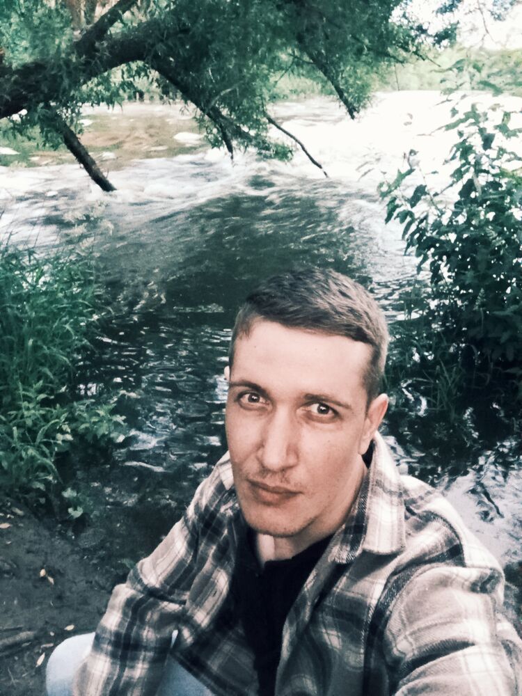  44638549  , 34 ,    