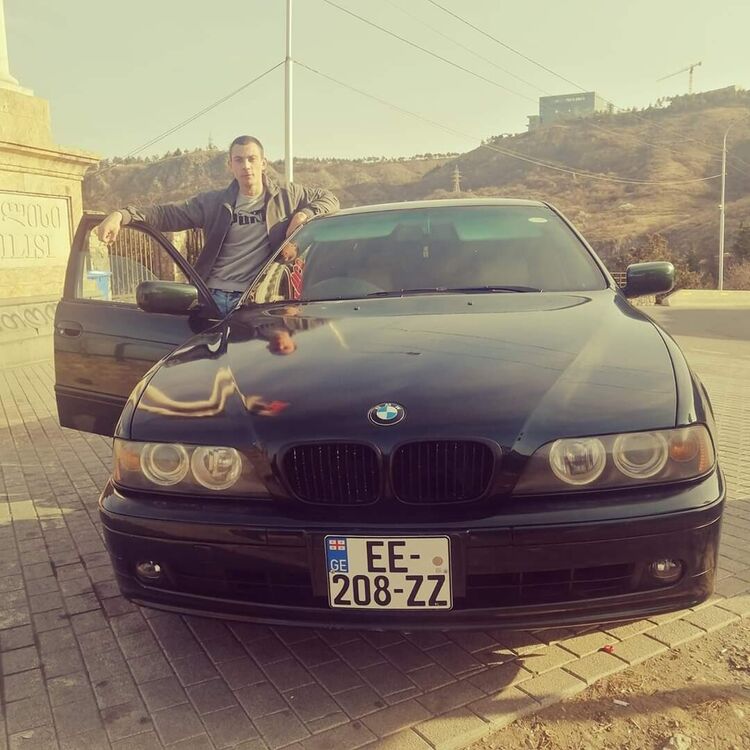  ,   Irakli, 33 ,   ,   , c 
