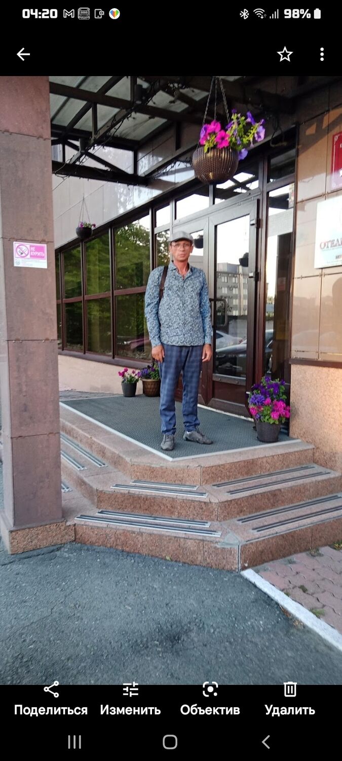  28833469  Oleg, 51 ,    