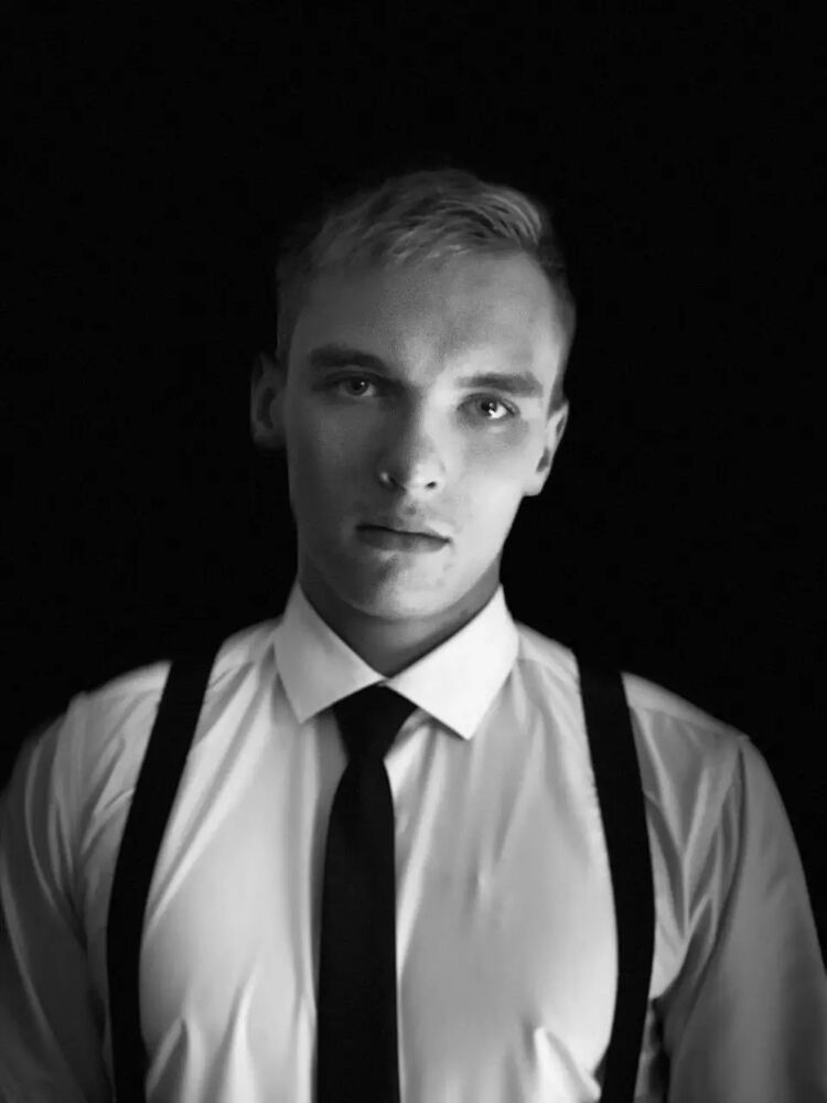  ,   Dmitry, 24 ,   ,   , c , 