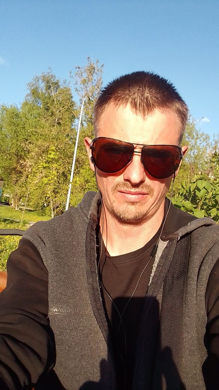  27407169  , 40 ,    