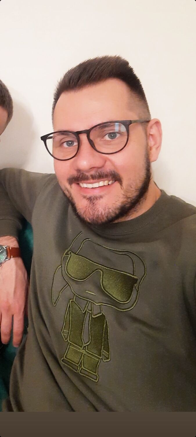  30542479  Alexei, 38 ,    Barcelona