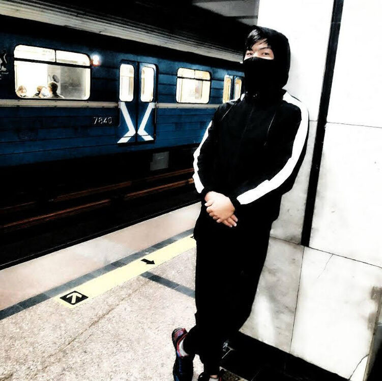  22648899  Timur, 28 ,    