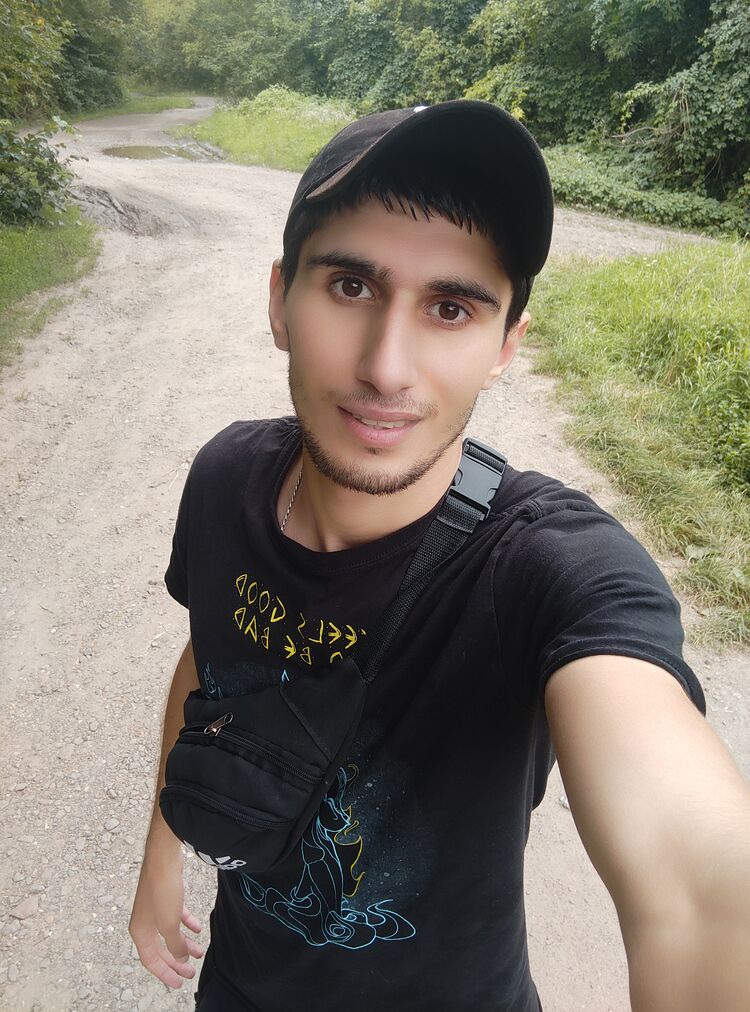  ,   Fazik, 26 ,   ,   