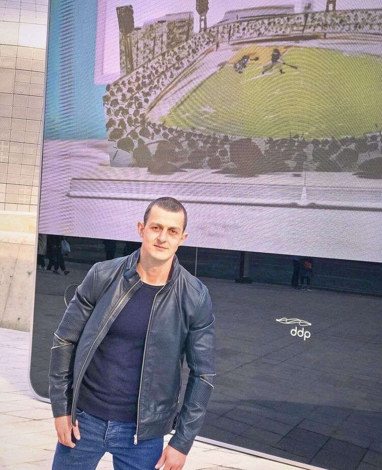  30744379  , 31 ,    