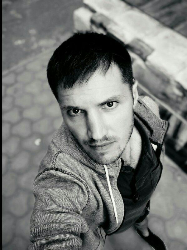  34679999  AlexUnder, 38 ,    