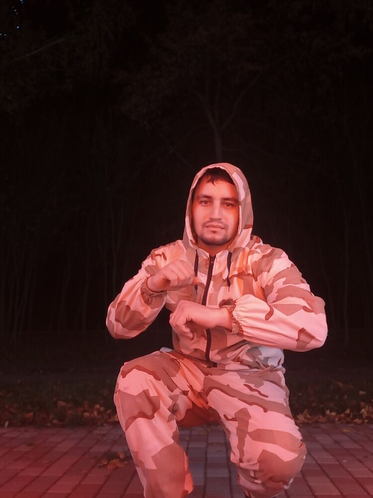  30715849  , 27 ,    