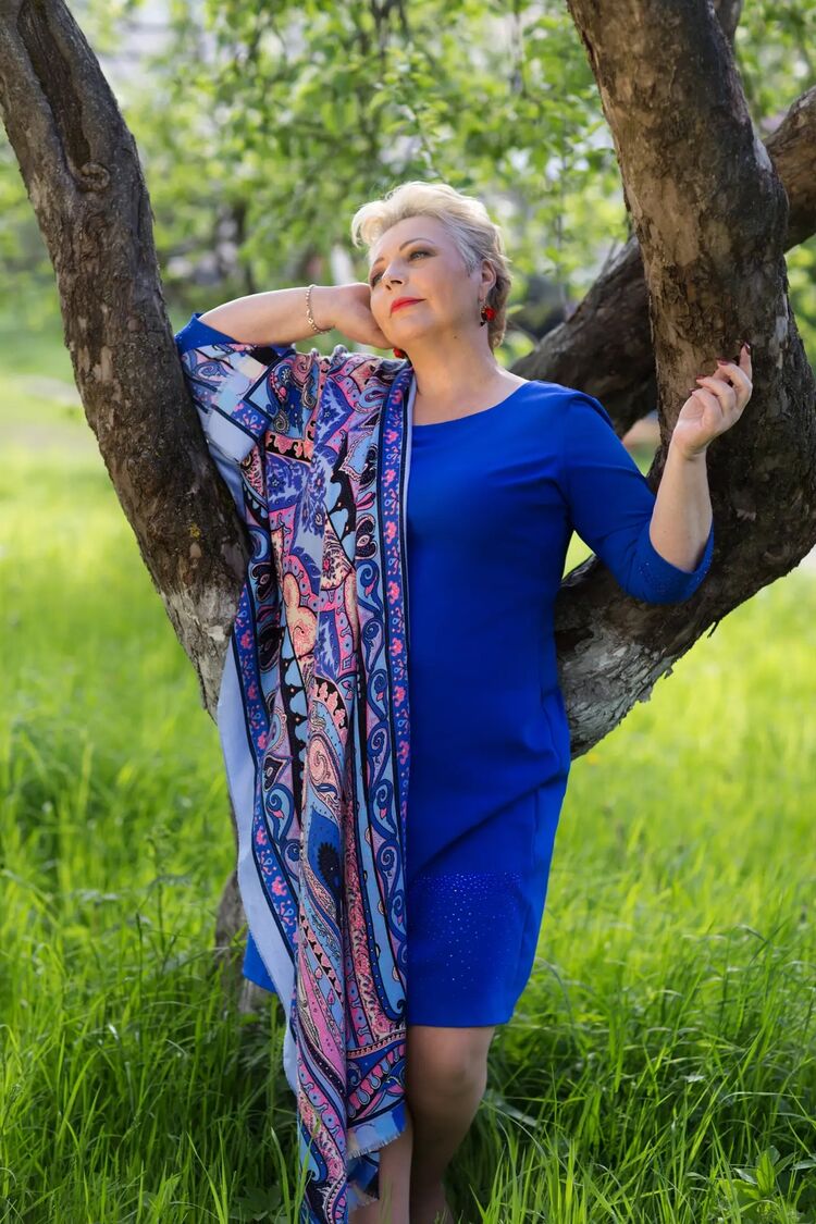  -,   Elena, 61 ,   ,   