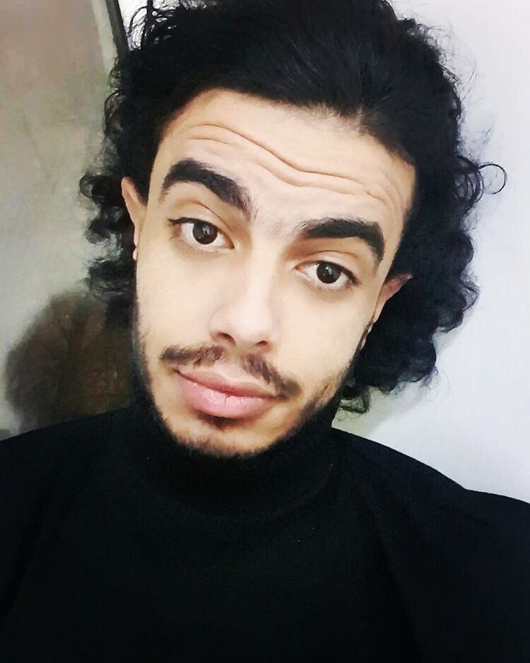  31579459  Apdilrakhman, 25 ,    
