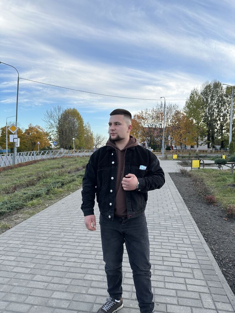  47788019  , 21 ,    