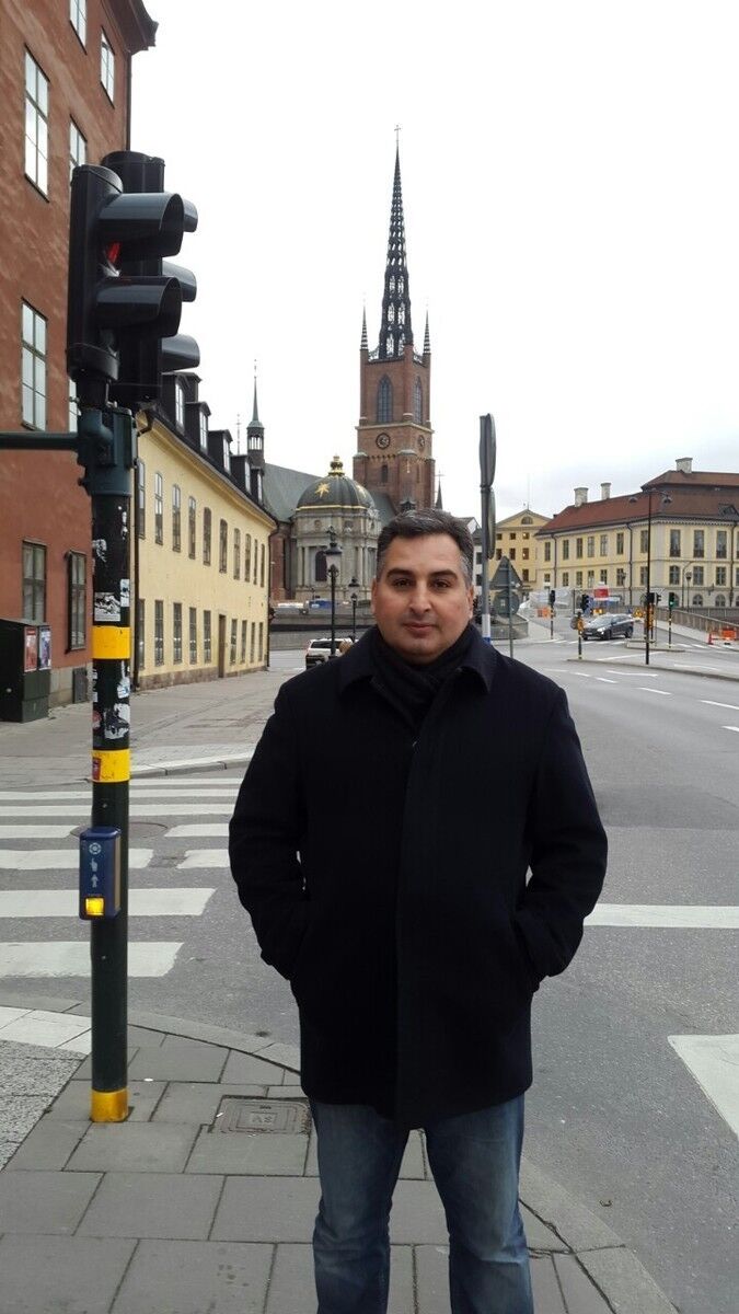  16905389  Ruslan, 46 ,    