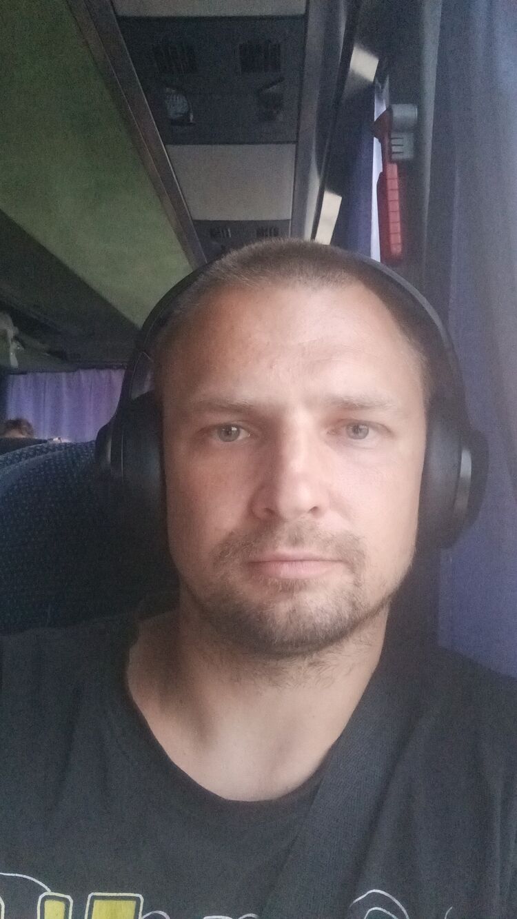  46538329  Yura, 36 ,    