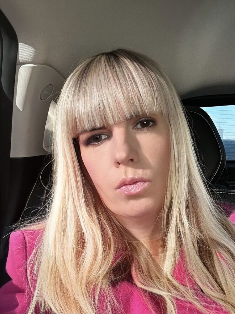  51055759  Kate, 37 ,    